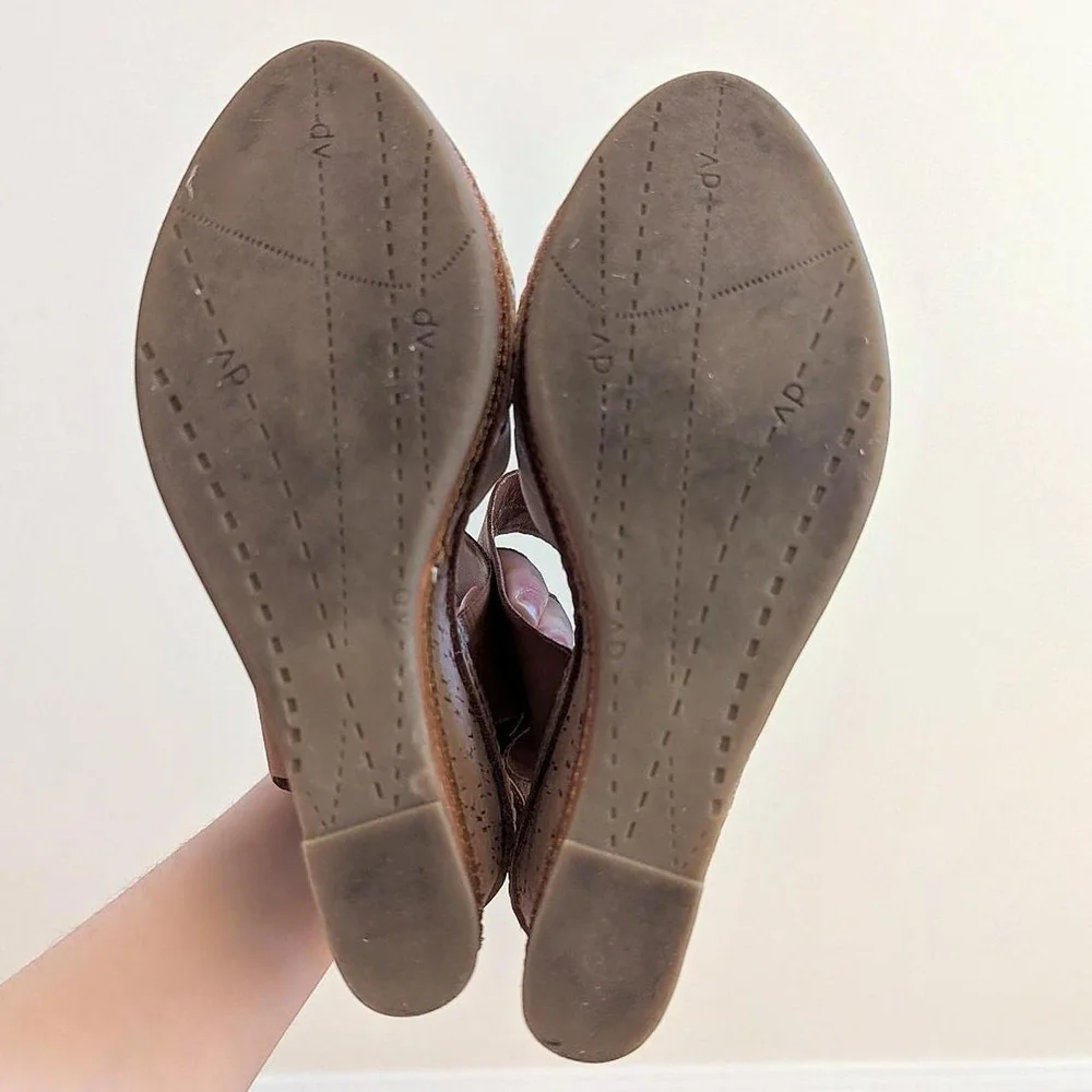 Women's Tan and White Wedge Sandals